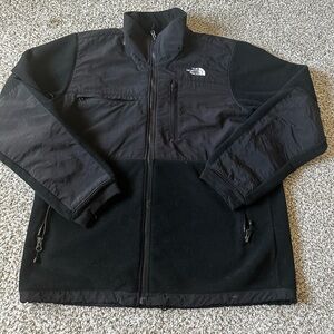 The North Face Men's Dual-Tone Black Performance Jacket
